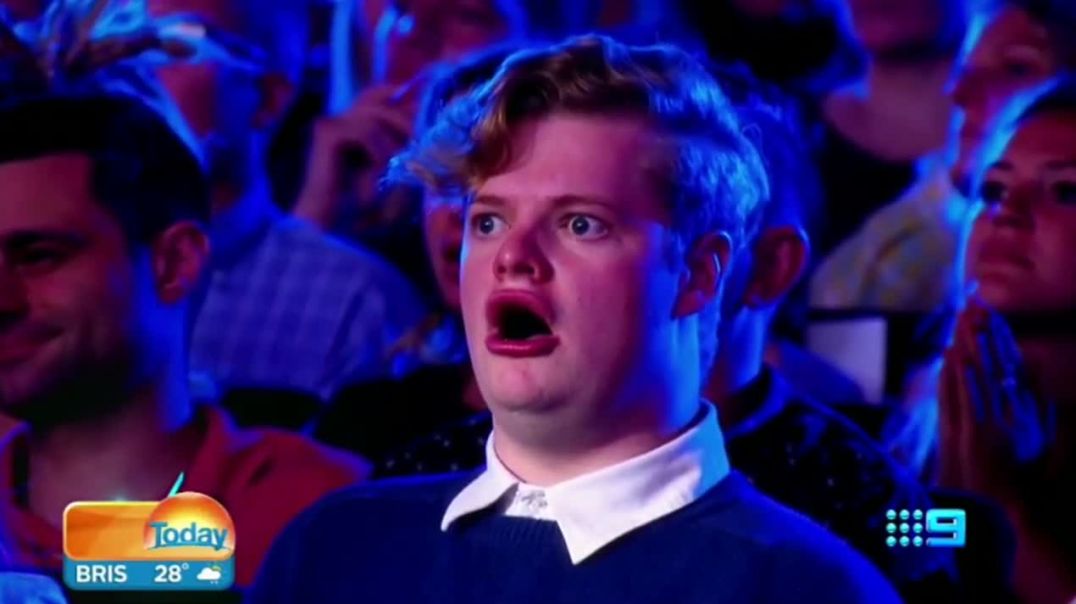 Shocked Audience Member Gasping Meme – Free Download Stock Video for Reaction Vlogs, Comedic Edits &