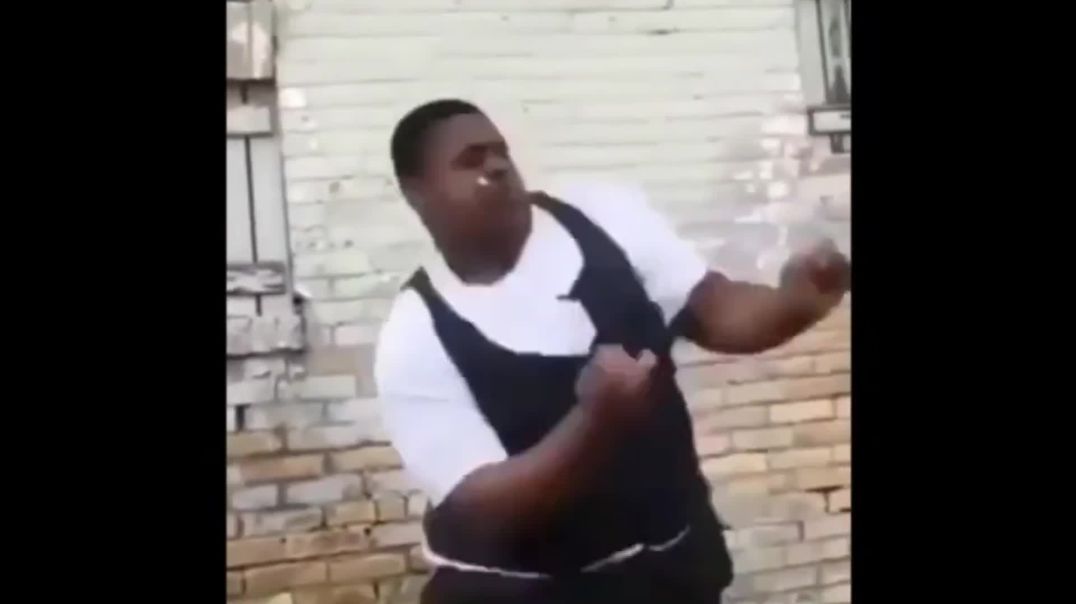 ⁣Dancing Guy Meme Reaction - Free Stock Footage