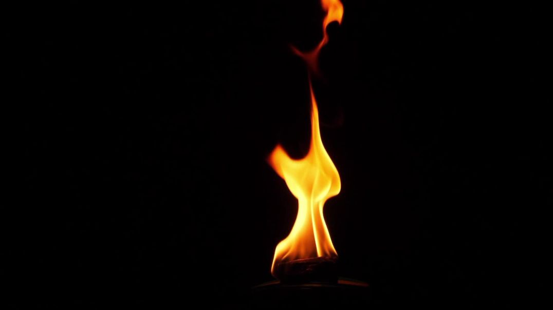 ⁣Cinematic Burning Torch Flame – Free Stock Footage